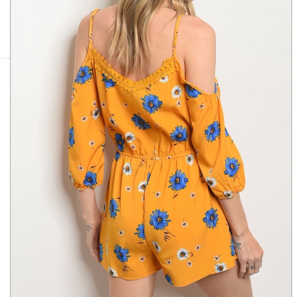 TIMING YELLOW WITH BLUE FLORAL ROMPER. - Picture 3 of 3